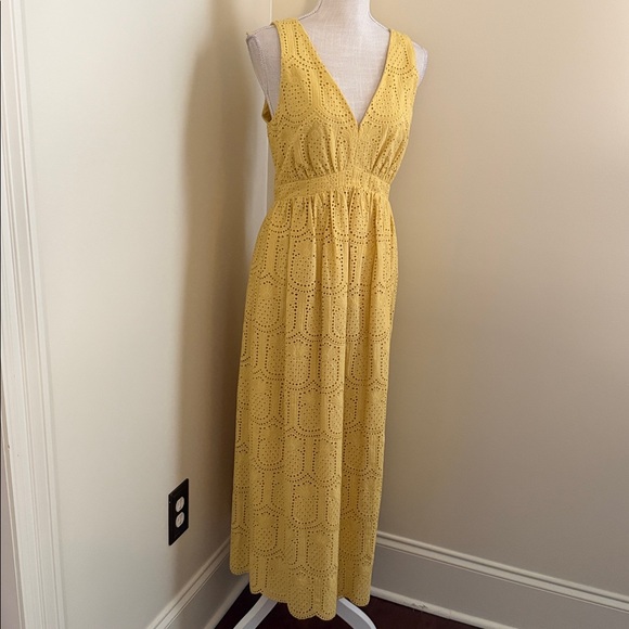 ADELYN RAE Elegant Yellow Lace Midi Dress - Picture 5 of 13